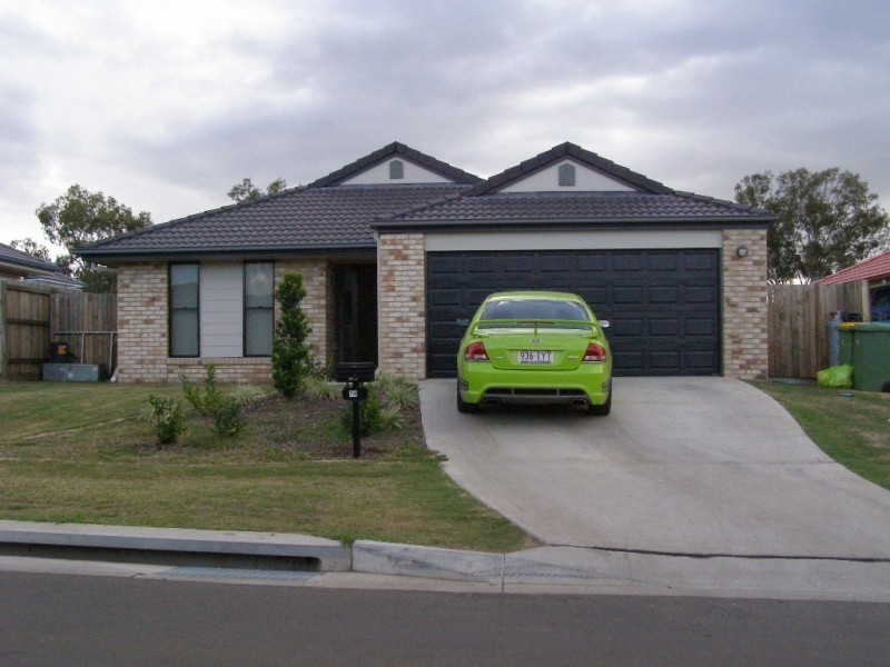 74 Anna Drive, Raceview QLD 4305
