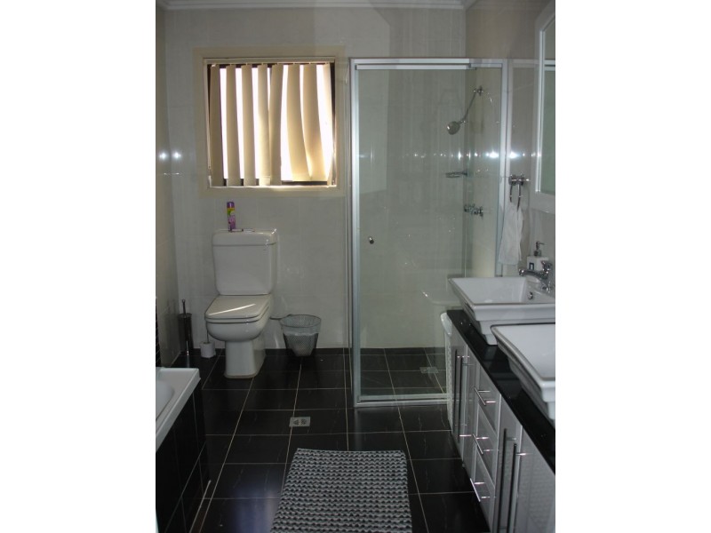 Chipping Norton NSW 2170