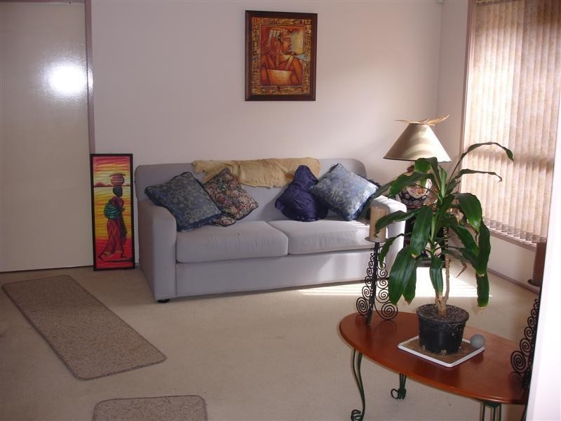 Wattle Grove NSW 2173