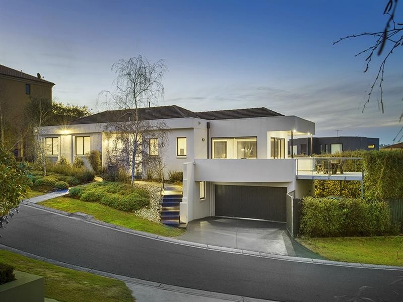 17 Chateau Rise, Bulleen VIC 3105