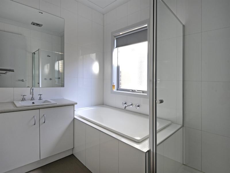 1A Turnstone Street, Doncaster East VIC 3109