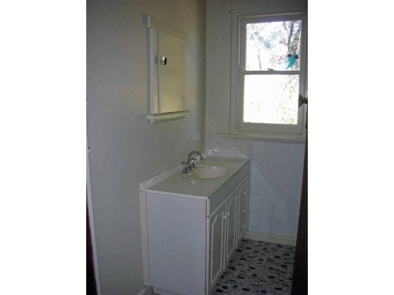 17 Unsworth Road, Ringwood North VIC 3134