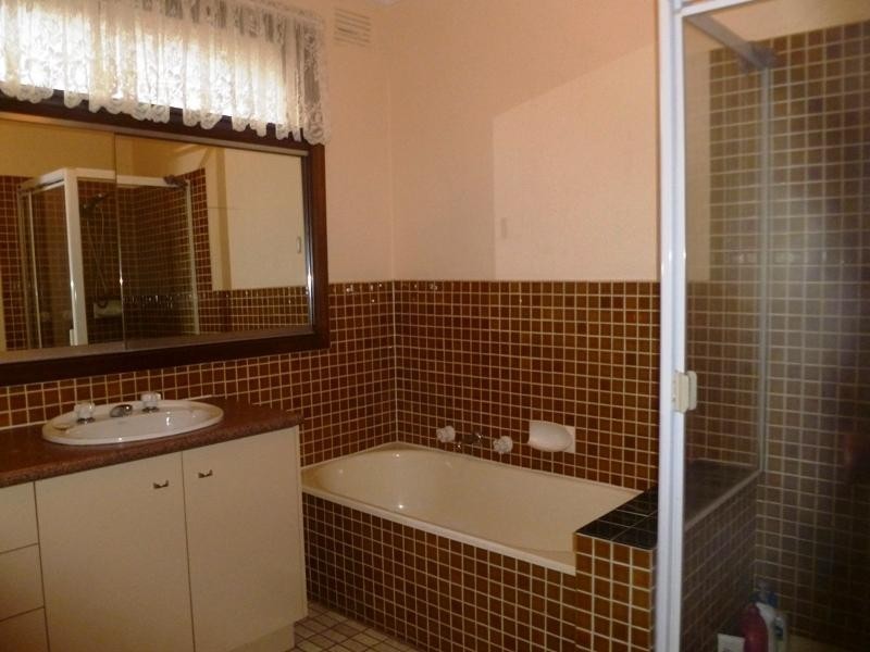 64 Ayr Street, Doncaster VIC 3108