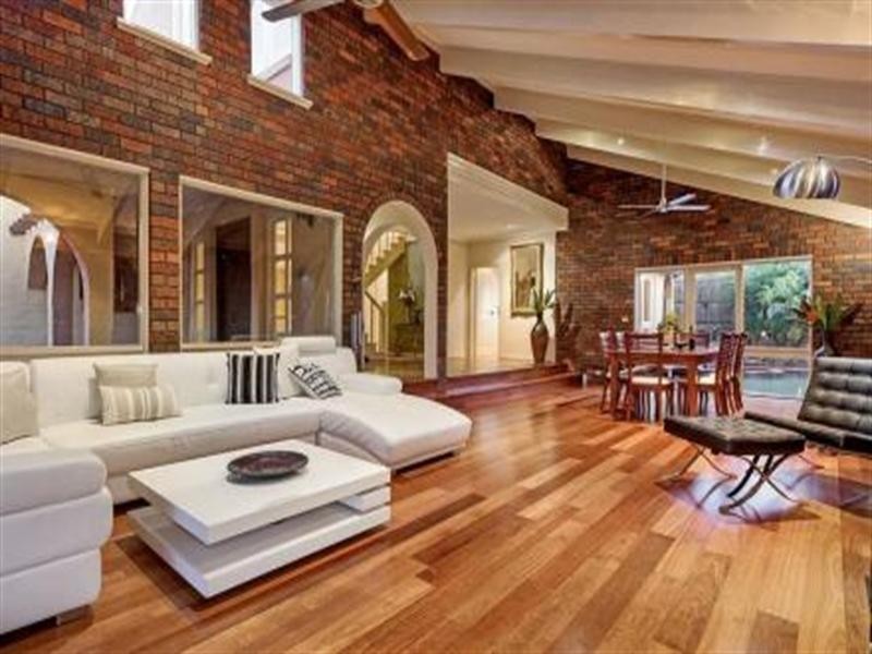 25 Toulon Drive, Templestowe Lower VIC 3107