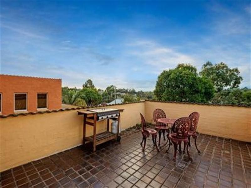 25 Toulon Drive, Templestowe Lower VIC 3107