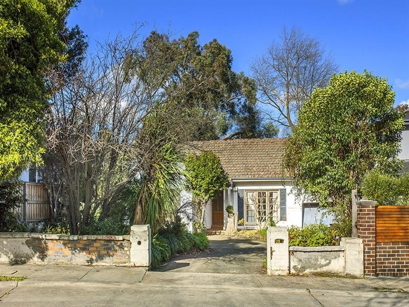 64 Bulleen Road, Balwyn North VIC 3104