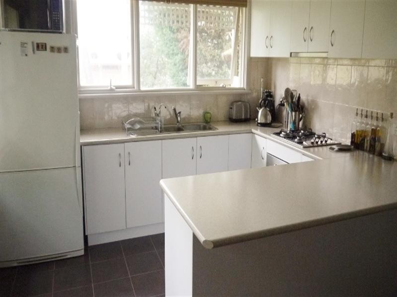 27 Arundel Road, Park Orchards VIC 3114