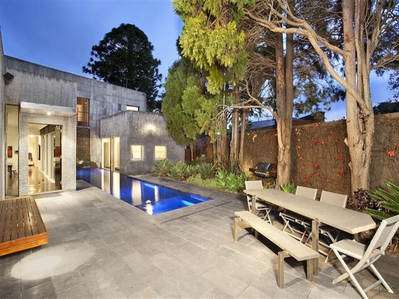 15 Outlook Drive, Eaglemont VIC 3084