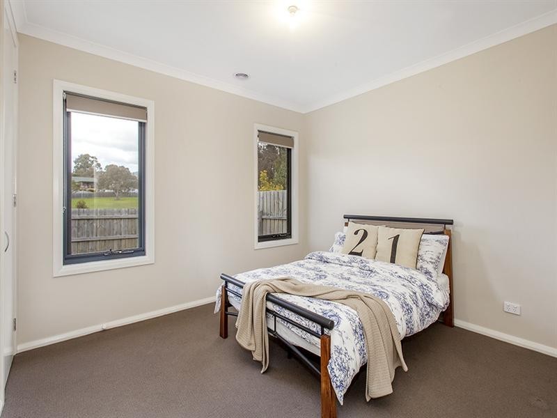 422A Hull Road, Mooroolbark VIC 3138