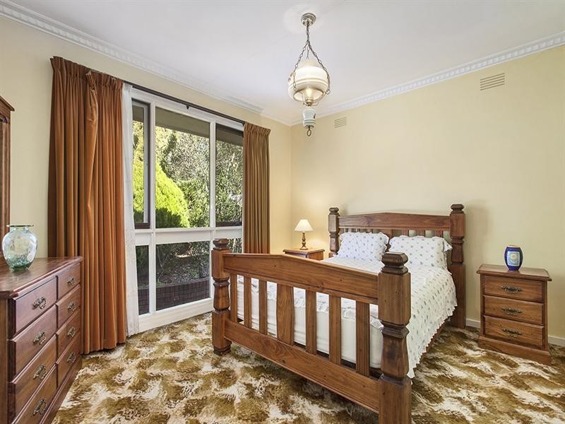 47 Woodhouse Road, Doncaster East VIC 3109