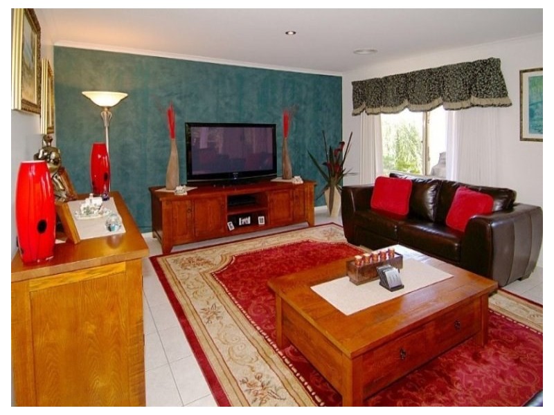 62 Trinity Way, South Morang VIC 3752