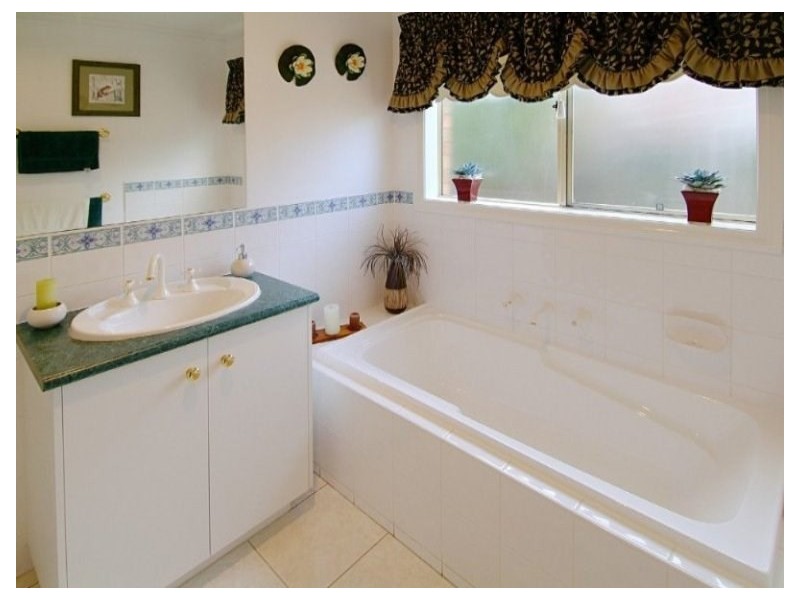 62 Trinity Way, South Morang VIC 3752