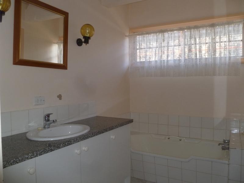 12 Soderlund Drive, Doncaster VIC 3108