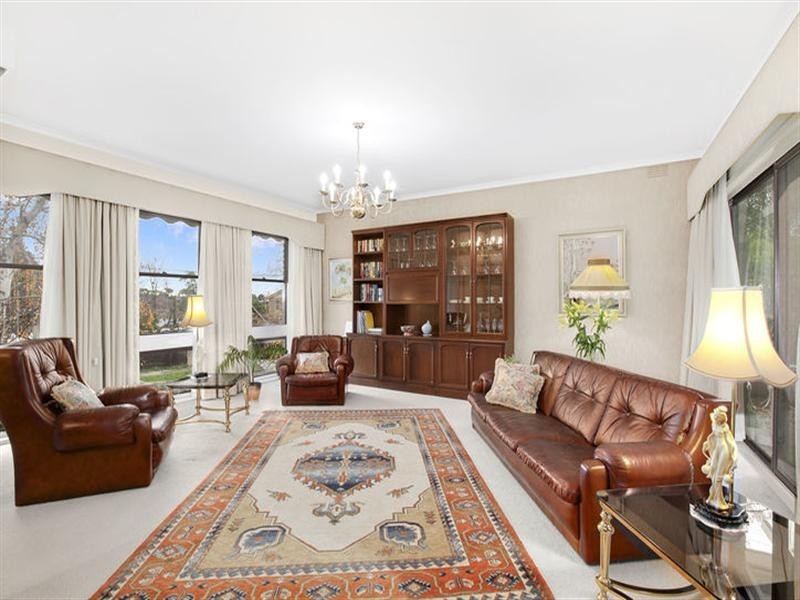 5 Alburnum Crescent, Templestowe Lower VIC 3107