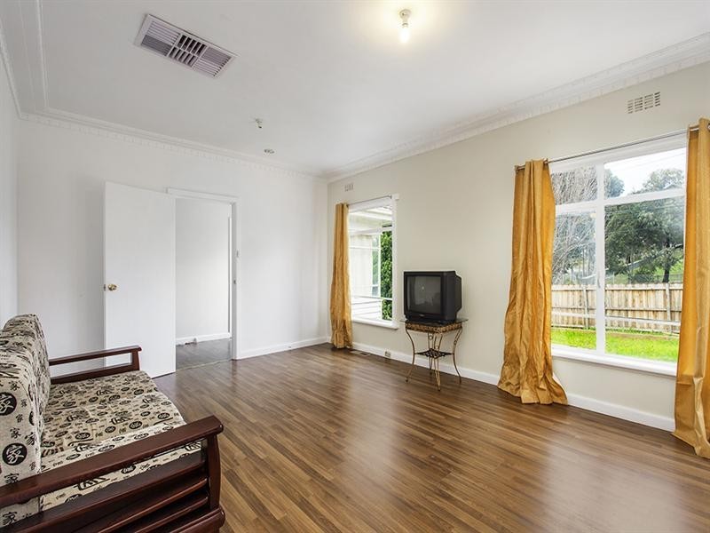 69A Middleborough Road, Burwood VIC 3125