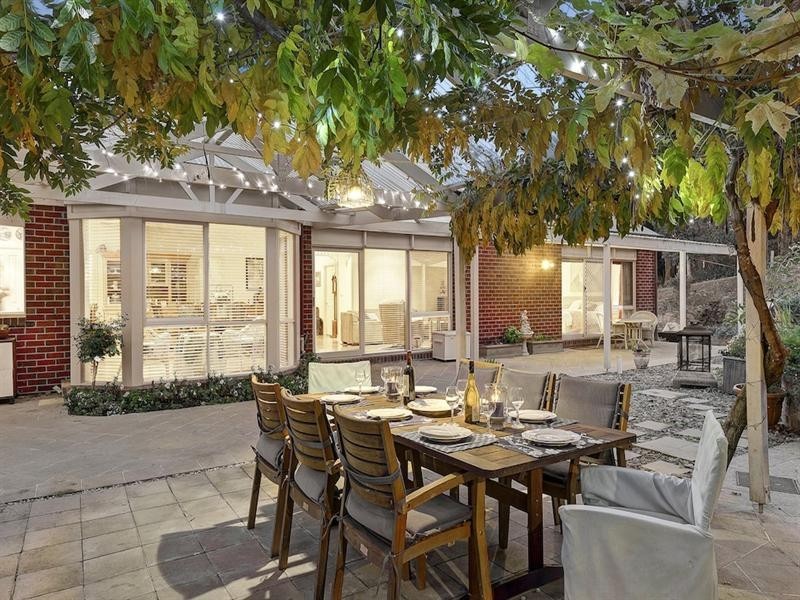 14 Batskos Drive, Warrandyte VIC 3113