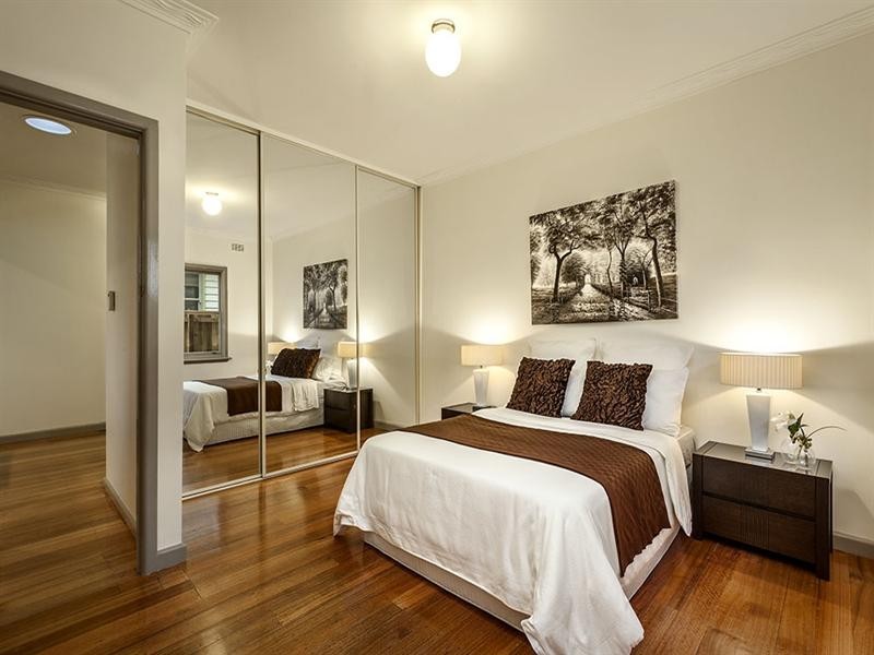 1/6 Milne Street, Mitcham VIC 3132