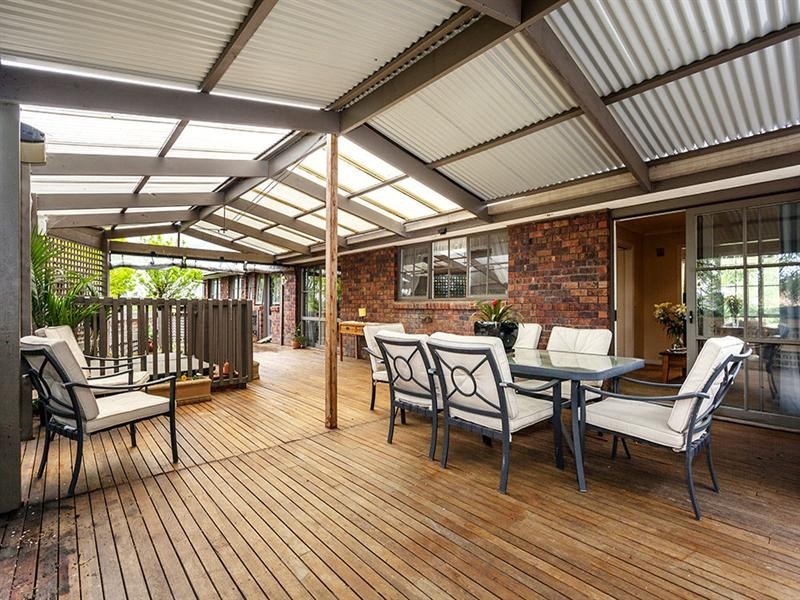 8 Kirsten Court, Mooroolbark VIC 3138