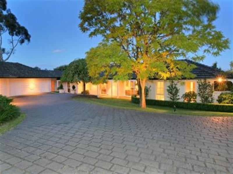 90 Newmans Road, Templestowe VIC 3106