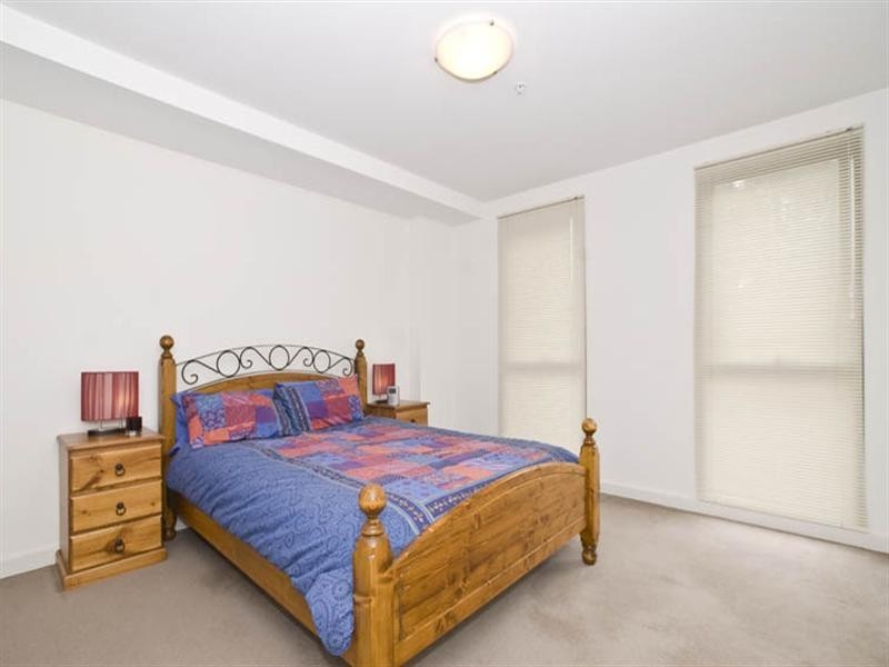 204/8 Clay Drive, Doncaster VIC 3108