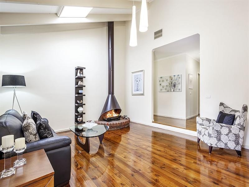 38 Landscape Drive, Doncaster East VIC 3109