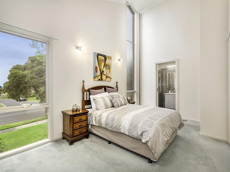 38 Landscape Drive, Doncaster East VIC 3109