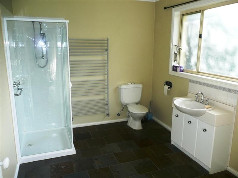 13 Walker Avenue, Mitcham VIC 3132