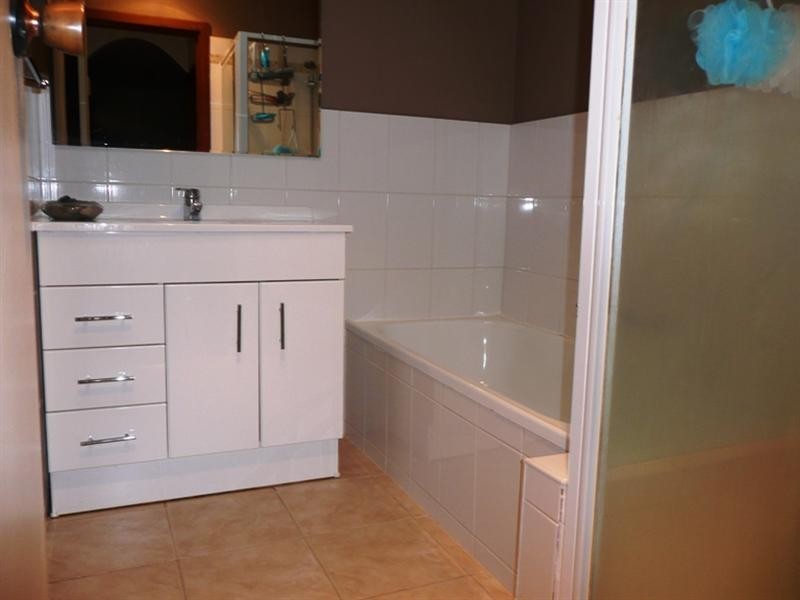 2/23 Pitt Street, Ringwood VIC 3134