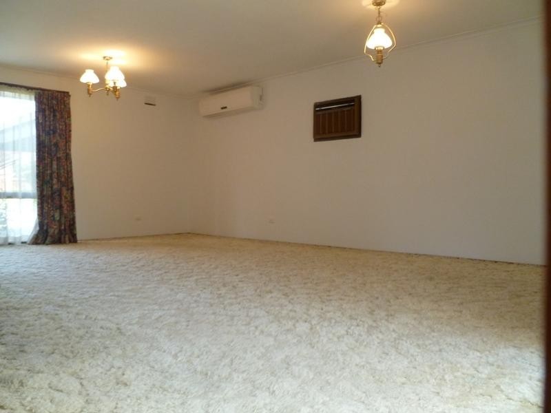 5 Vista Court, Box Hill North VIC 3129