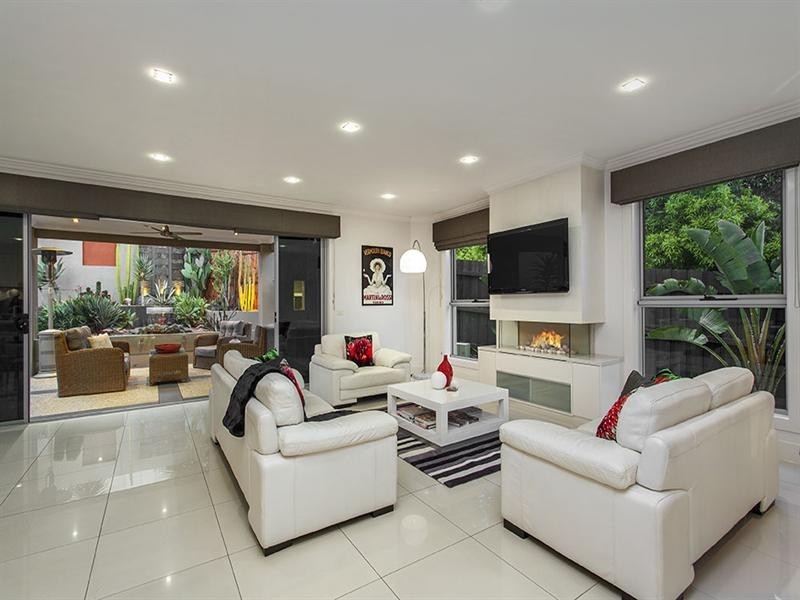 2 Robert Street, Bulleen VIC 3105