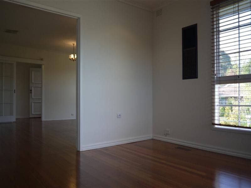 24 Alburnum Crescent, Templestowe Lower VIC 3107