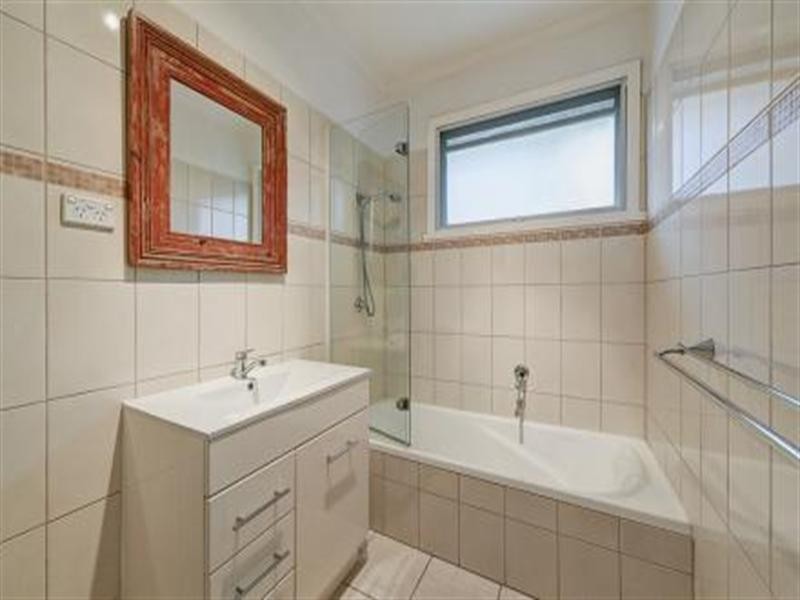 24 Alburnum Crescent, Templestowe Lower VIC 3107