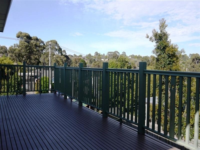 24 Alburnum Crescent, Templestowe Lower VIC 3107