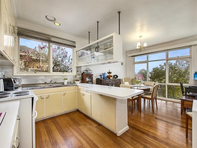 73 Thompsons Road, Bulleen VIC 3105