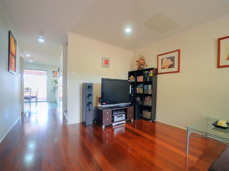 9 Peppermint Grove, Box Hill South VIC 3128