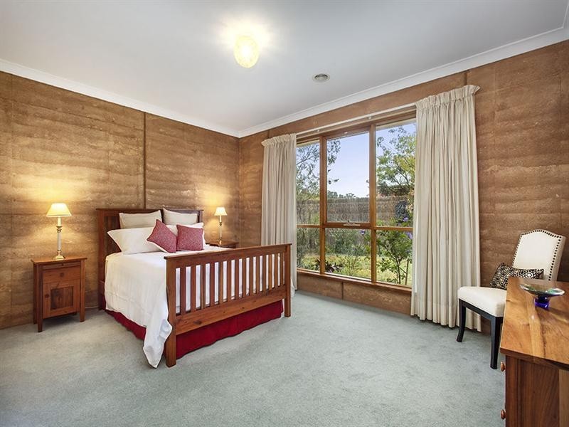 86-88 Parsons Road, Eltham VIC 3095