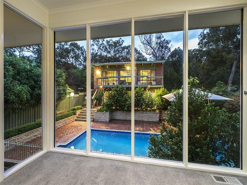 26 Dale Avenue, Eltham North VIC 3095
