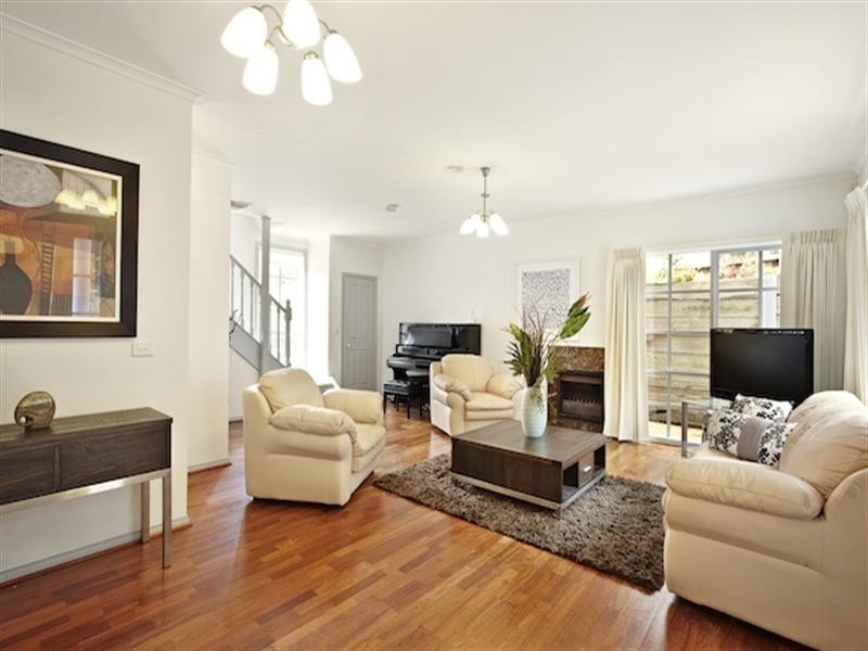 21 Lachlan Grange, Bulleen VIC 3105