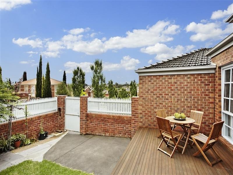 21 Lachlan Grange, Bulleen VIC 3105