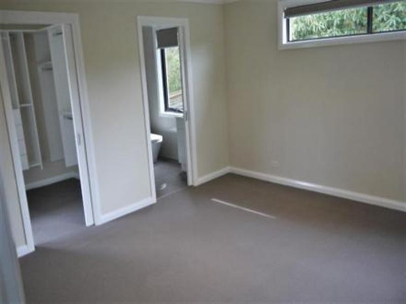 33C Blackburn Road, Doncaster East VIC 3109