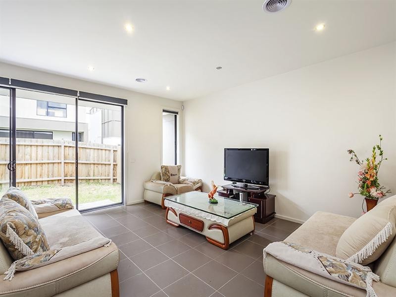 7 Berry Yung Avenue, Burwood VIC 3125