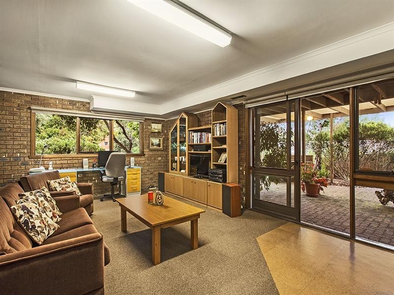 18 Glenair Street, Templestowe Lower VIC 3107