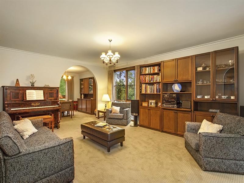 18 Glenair Street, Templestowe Lower VIC 3107