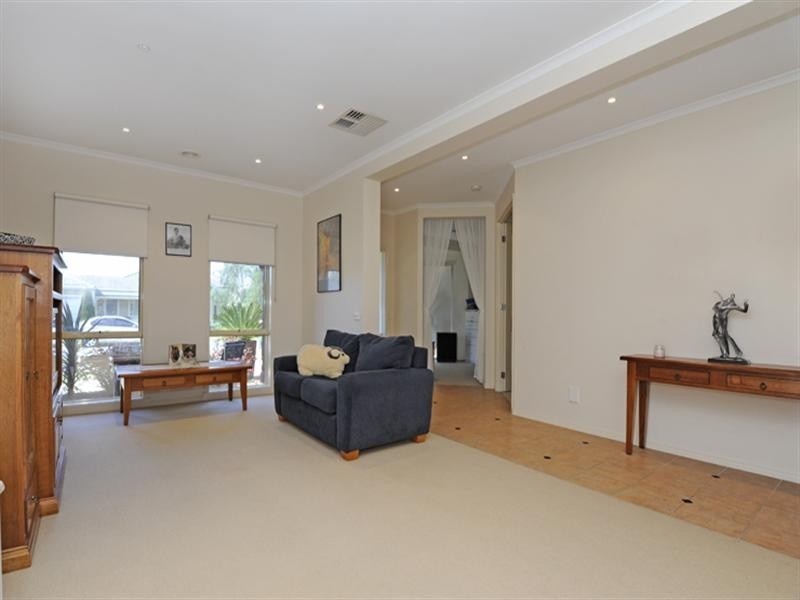 13 Killarney Ridge, Greensborough VIC 3088