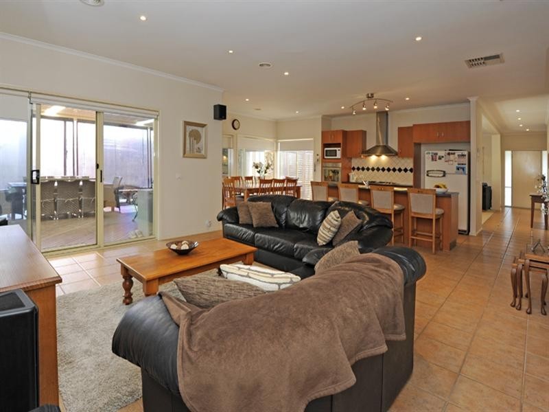 13 Killarney Ridge, Greensborough VIC 3088