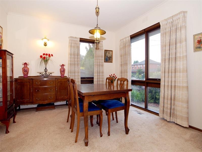 8 Cantala Drive, Doncaster VIC 3108