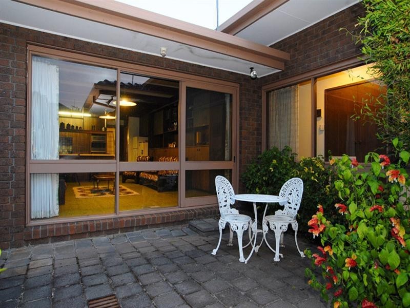 8 Cantala Drive, Doncaster VIC 3108