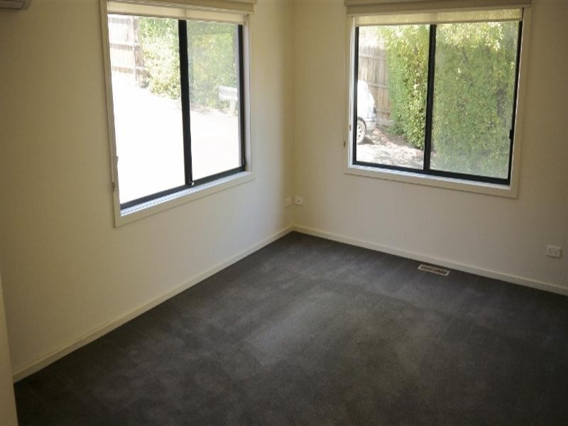 2/46 Boronia Grove, Doncaster East VIC 3109