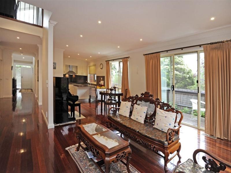 21a Grevillea Road, Doncaster East VIC 3109