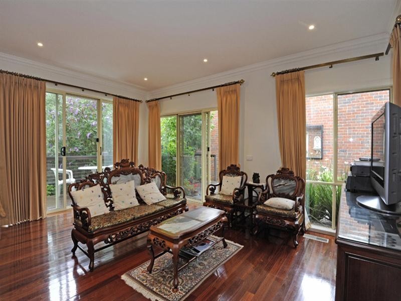 21a Grevillea Road, Doncaster East VIC 3109